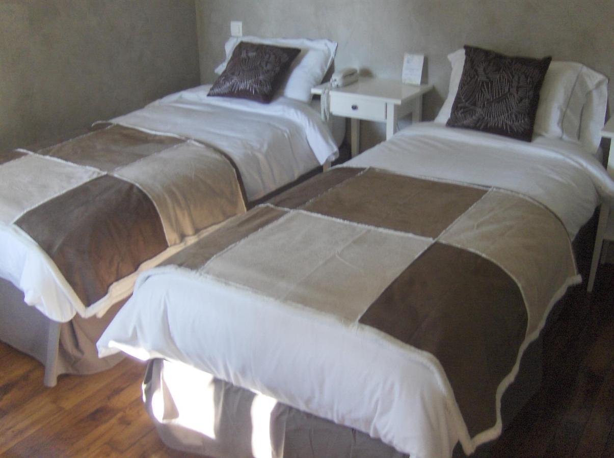 Hotel La Buissonniere Bannay  Bagian luar foto