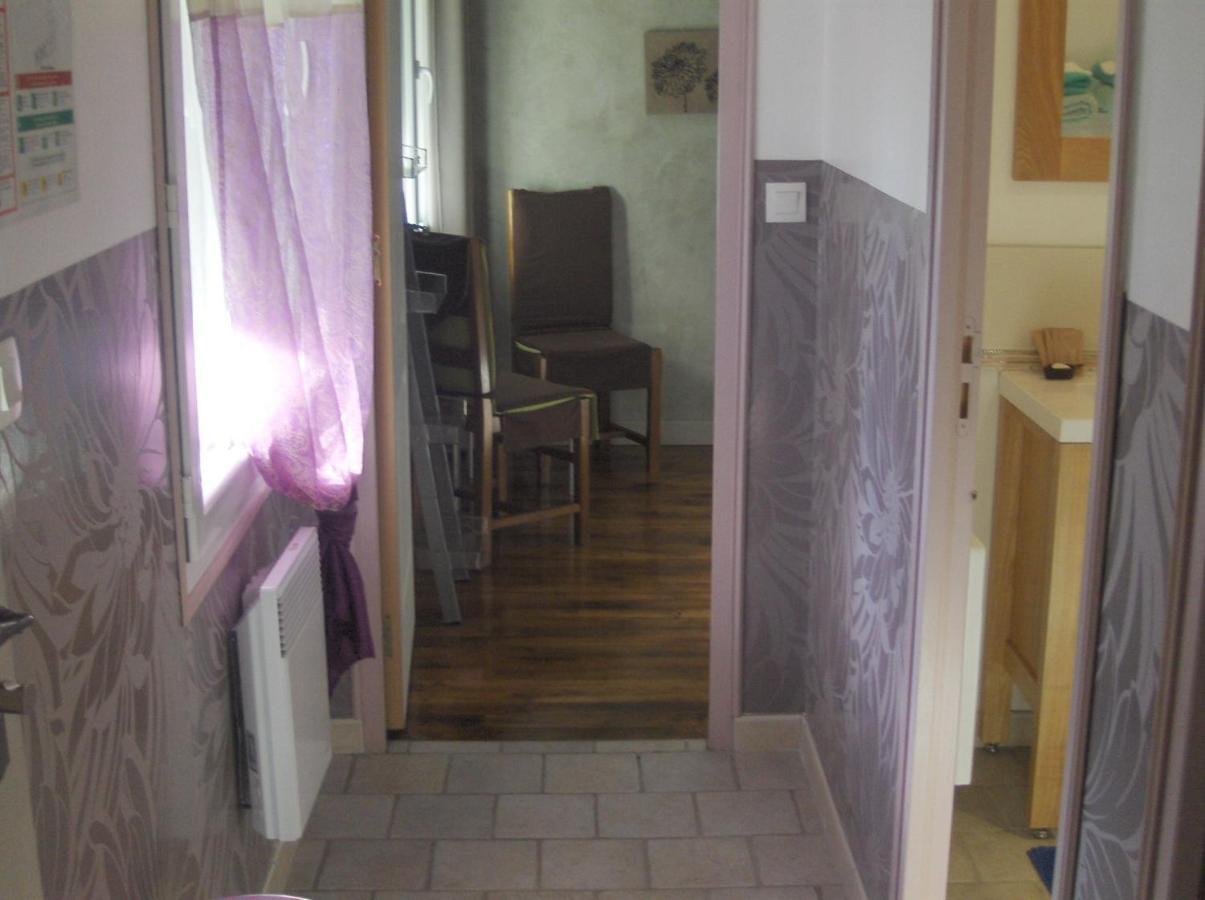 Hotel La Buissonniere Bannay  Bagian luar foto