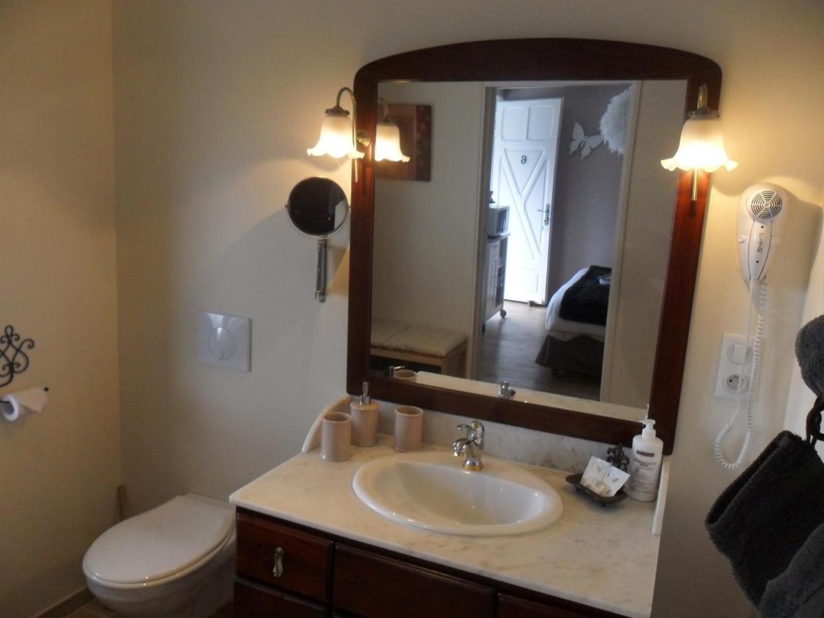 Hotel La Buissonniere Bannay  Bagian luar foto